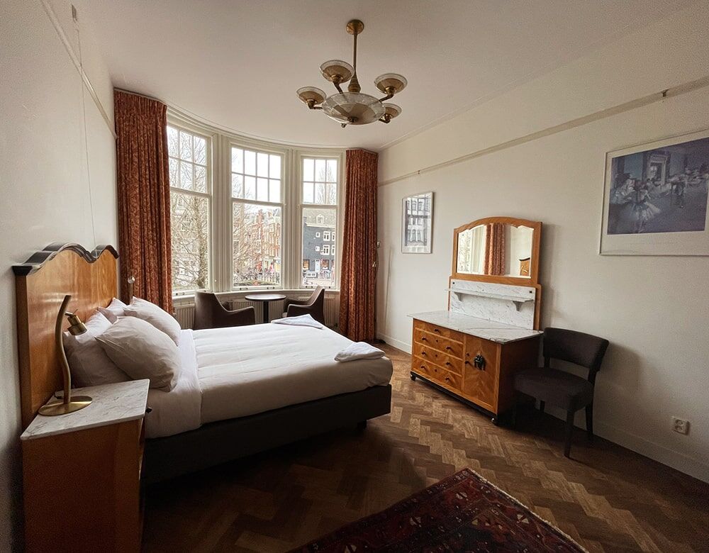 Family suite with a double and two single beds
